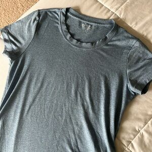 Blue Athleta size small T-shirt with scallop bottom